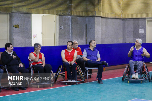 دیدار مشاور و دستیار مقام معظم رهبری با گروهی از جانبازان