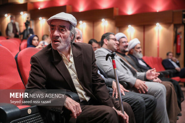 محفل شعر و ادب «ماه لبنانی»