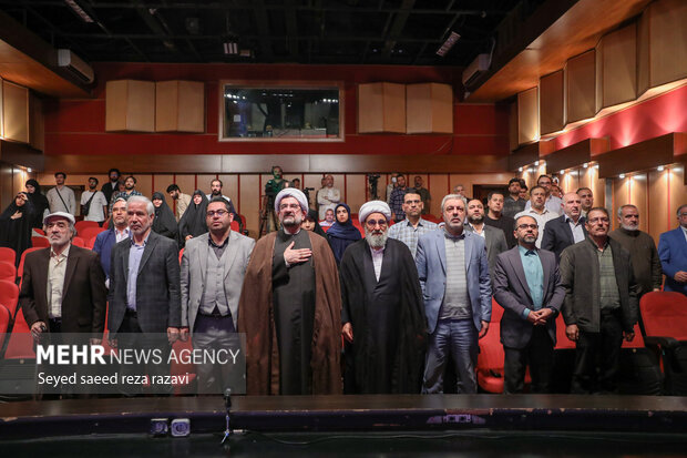 محفل شعر و ادب «ماه لبنانی»