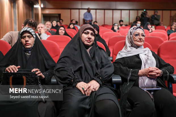 محفل شعر و ادب «ماه لبنانی»