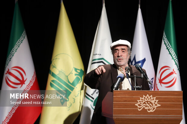 محفل شعر و ادب «ماه لبنانی»