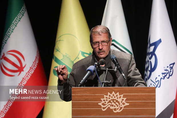 محفل شعر و ادب «ماه لبنانی»