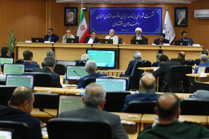 قالیباف: کاهش تعداد و چابک سازی قوانین در دستور کار مجلس