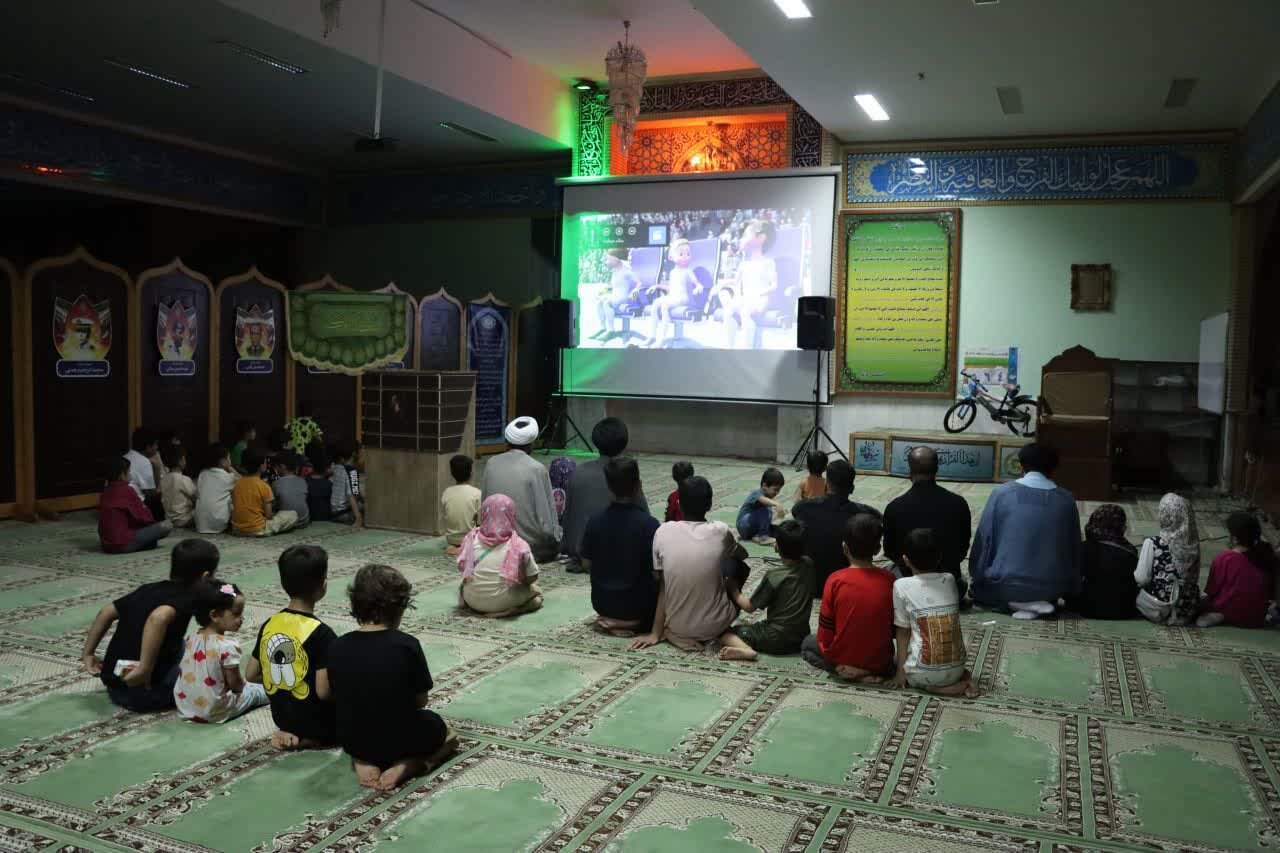 اکرانهای مردمی به مثابه ابزاری برای توزیع فرهنگ در مناطق کمبرخوردار اکرانهای مردمی به مثابه ابزاری برای توزیع فرهنگ در مناطق کمبرخوردار