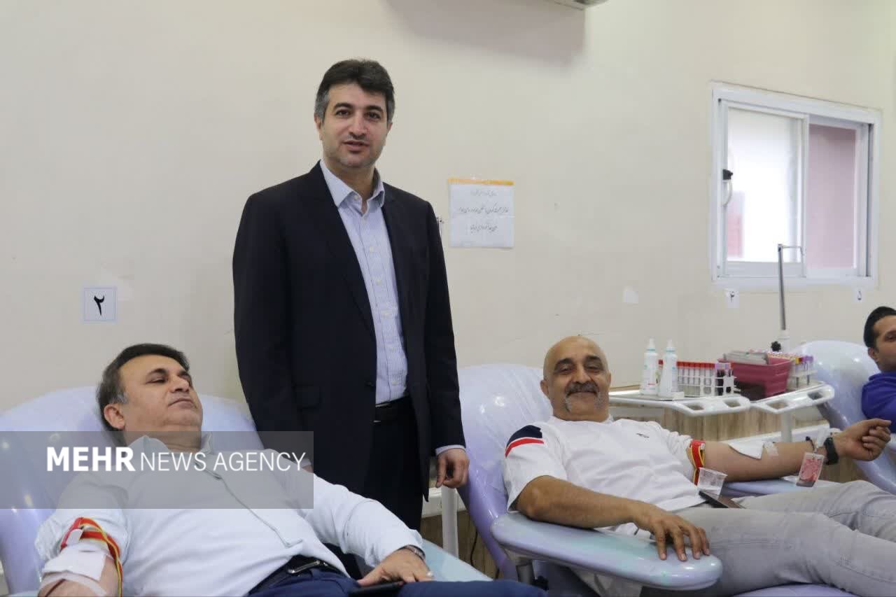 فتح اللهی: ورزشکاران سفیران فرهنگ اهدای خون هستند فتح اللهی: ورزشکاران سفیران فرهنگ اهدای خون هستند