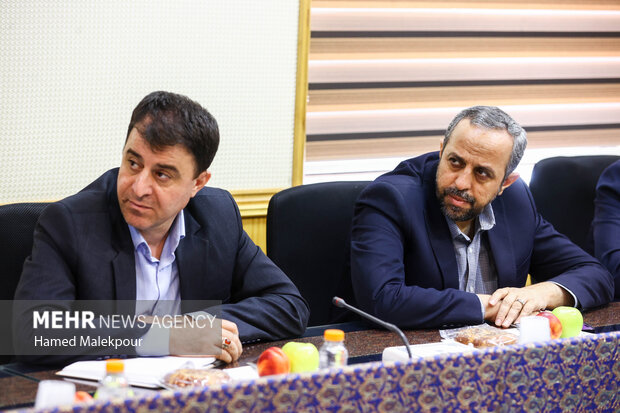 نشست بررسی شبیه‌سازی طرح رفع ناترازی انرژی در استان سمنان با حضور محمدباقر قالیباف رئیس مجلس شورای اسلامی