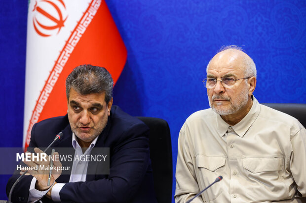 نشست بررسی شبیه‌سازی طرح رفع ناترازی انرژی در استان سمنان با حضور محمدباقر قالیباف رئیس مجلس شورای اسلامی