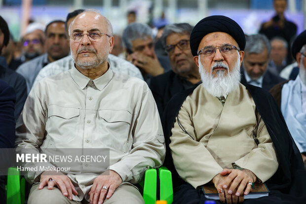 مراسم اختتامیه دومین کنگره ملی بزرگداشت ۳۰۰۰ شهید استان سمنان با حضور محمدباقر قالیباف رئیس مجلس شورای اسلامی