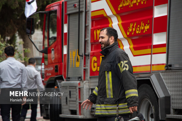 رژه ناوگان خودرویی آتش نشانی گرگان