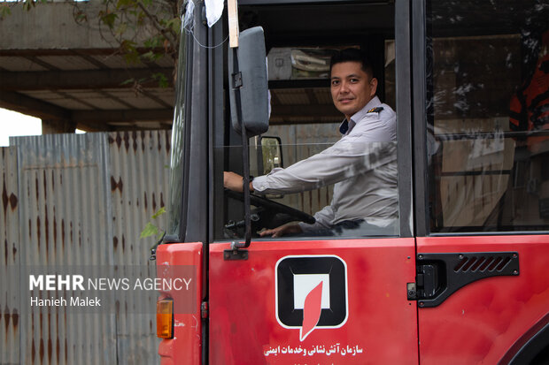 رژه ناوگان خودرویی آتش نشانی گرگان