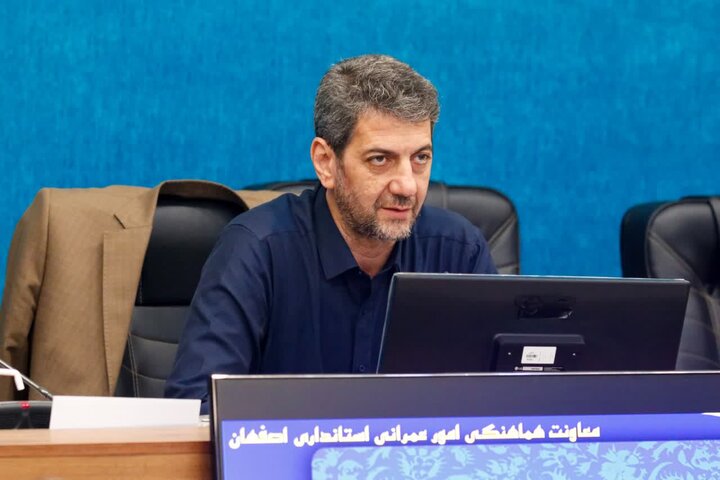 صنایع بزرگ اصفهان آب دریا مصرف میکنند؛ گره تامین مالی پروژه ماندگان صنایع بزرگ اصفهان آب دریا مصرف میکنند؛ گره تامین مالی پروژه ماندگان