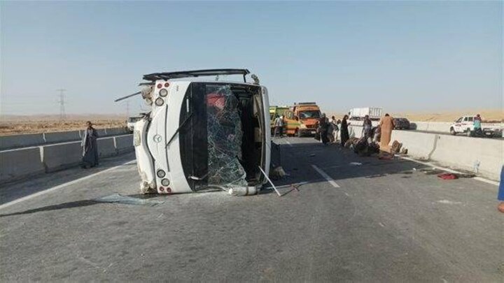 تصادف مرگبار در جنوب مصر؛ ۲۲ نفر کشته و مصدوم شدند