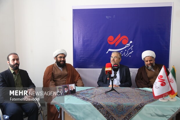 دفتر سرپرستی مهر در <a href='https://sayeb.ir/tag/%d8%a7%d8%b3%d9%84%d8%a7%d9%85%d8%b4%d9%87%d8%b1'></div>اسلامشهر</a> ملک