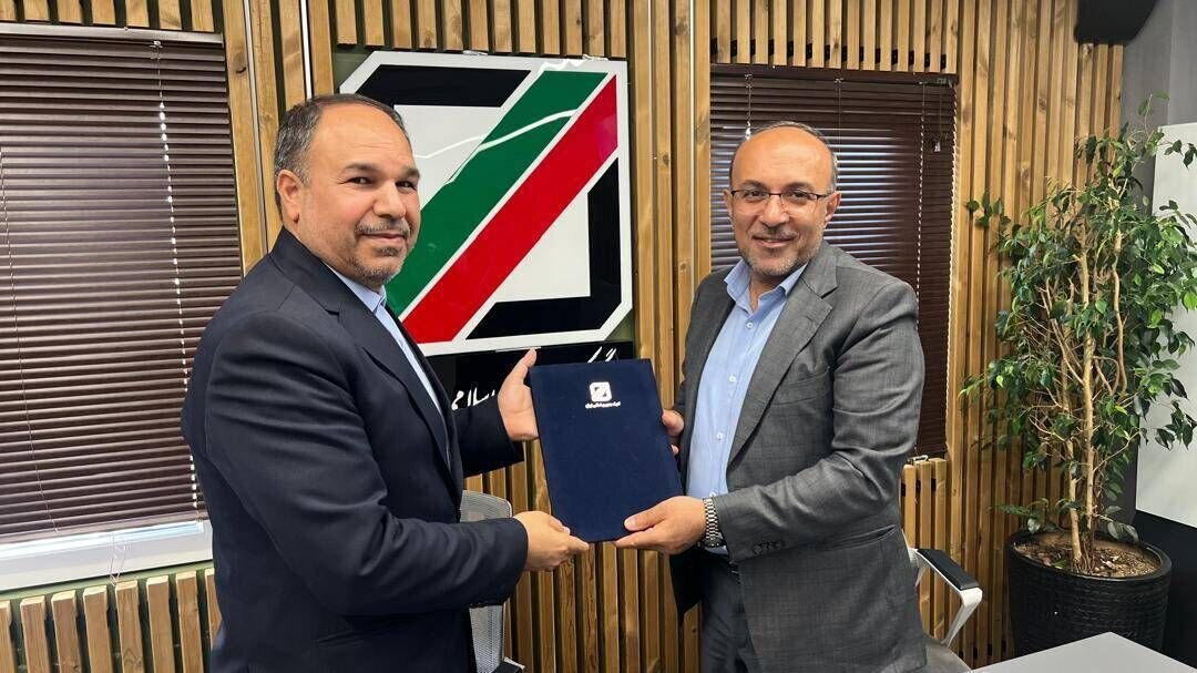 گمرک سرباز نخبه جذب می کند گمرک سرباز نخبه جذب می کند