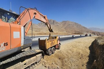 رستمی:حذف ۱۰ نقطه حادثه‌خیز محور آبدانان-مورموری در حال اجرایی شدن است
