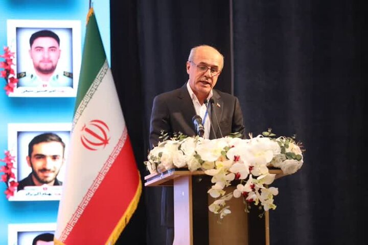 جذب بیش از ۶۰ درصد دانشجویان نمونه به عنوان عضو هیئت علمی دانشگاهها