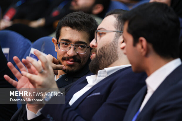 آیین اختتامیه سی ودومین جشنواره دانشجوی نمونه کشوری