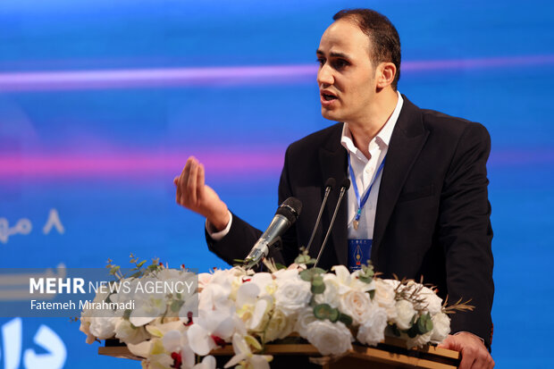 آیین اختتامیه سی ودومین جشنواره دانشجوی نمونه کشوری