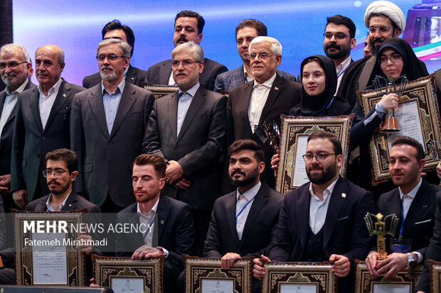 ثبتنام جشنواره دانشجوی نمونه سال 1404 تا 17 آبان ماه تمدید شد