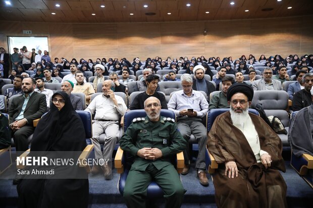 مراسم اختتامیه یادواره شهدای گوهرشاد، حرم مطهر رضوی، مکه و منا در مشهد