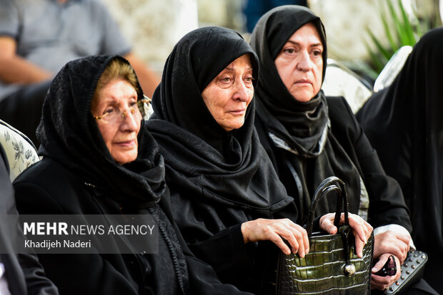 مراسم چهلمین روز درگذشت استاد محمود فرشچیان در اصفهان