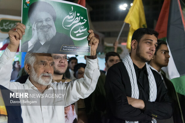 آیین بزرگداشت اولین سالگرد شهید سید حسن نصرالله در مشهد