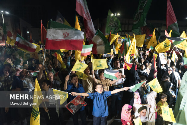 آیین بزرگداشت اولین سالگرد شهید سید حسن نصرالله در مشهد