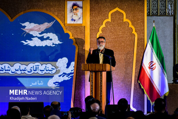 گردهمایی هنرمندان به مناسبت چهلمین روز درگذشت استاد فرشچیان در اصفهان