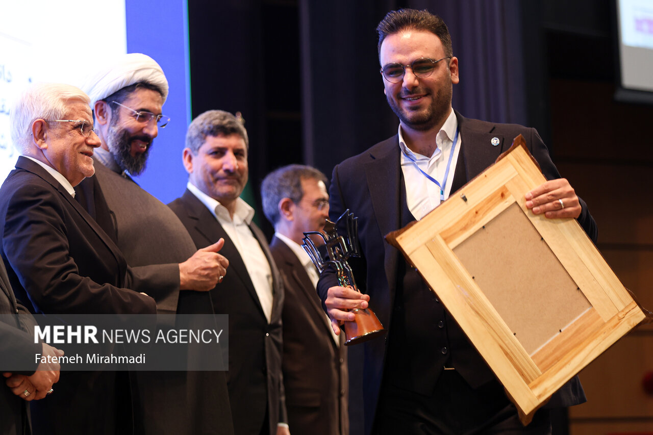 Mostafa Rostami Closing ceremony of 32nd Exemplary Student Festival - Mehr News Agency