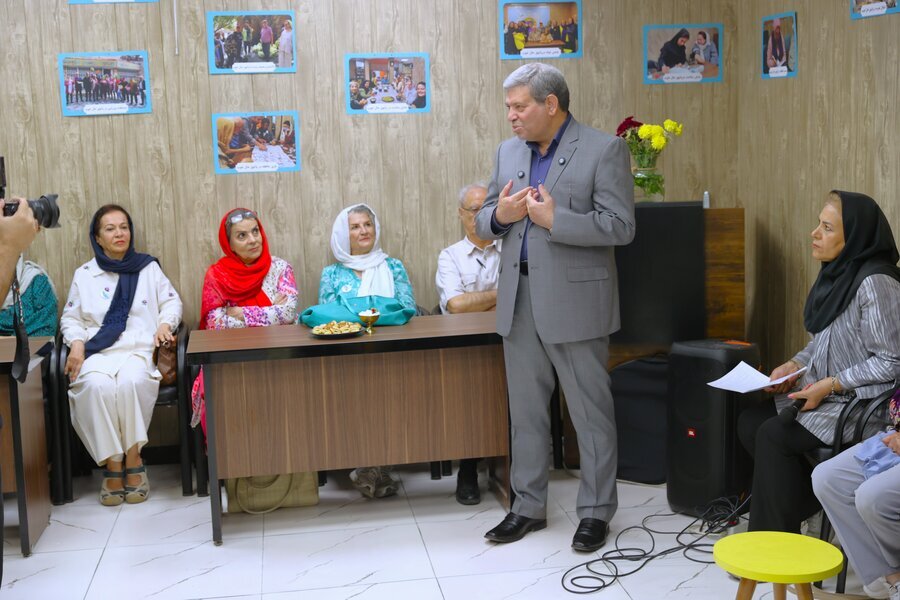 پویش «رز مهربانی» برای ایجاد حال خوب سالمندان برگزار شد