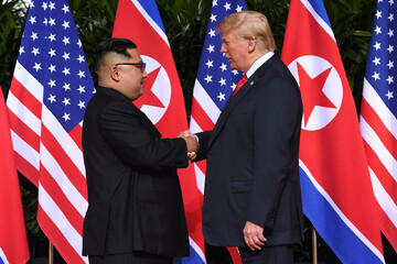 Trump ready for unconditional meeting with Kim Jong Un