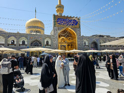 روز میلاد امام حسن عسکری(ع) در حرم امام رضا(ع)