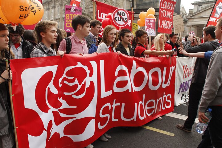 فقدان تربیت نیروی سیاسی در احزاب؛ حلقه مفقوده توسعه سیاسی کشور