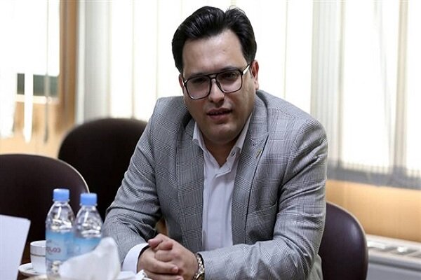 کیفیت فروشی نیست اما تندیسهایش را میفروشند! کیفیت فروشی نیست اما تندیسهایش را میفروشند!
