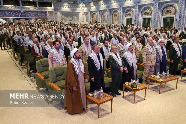 مراسم تجلیل از پیشکسوتان جهاد و مقاومت در مشهد