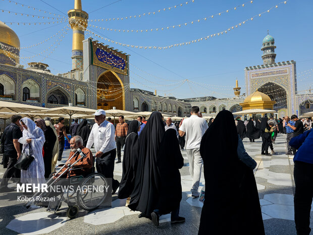روز میلاد امام حسن عسکری(ع) در حرم امام رضا(ع)