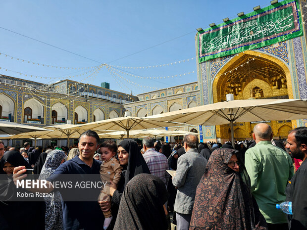 روز میلاد امام حسن عسکری(ع) در حرم امام رضا(ع)