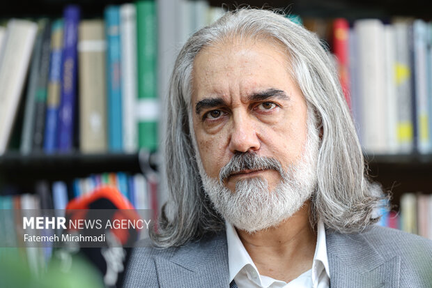 تلاش برخی برای روی زمین آوردن زیرزمینیها؛ ما سانسورچی نیستیم!