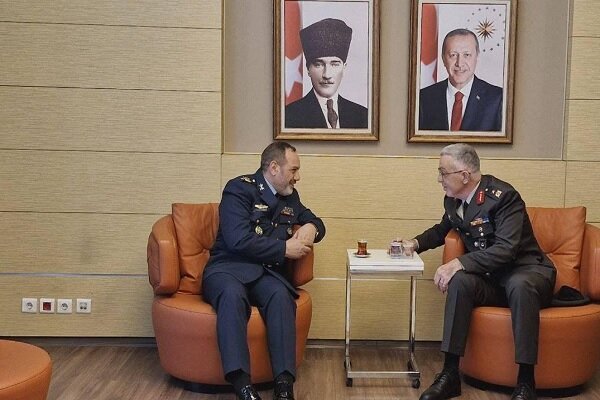 İran Savunma Bakanı: Türkiye ile askeri işbirliği geliştirilmeli