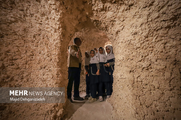 باغ موزه دفاع‌ مقدس یزد