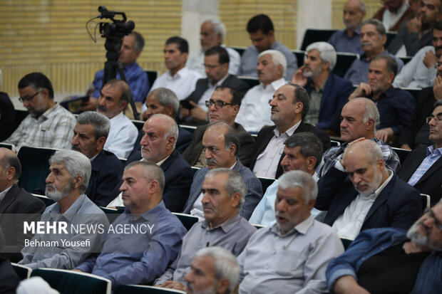 آیین تجلیل از پیشکسوتان و فعالان عرصه جهاد و مقاومت در اراک