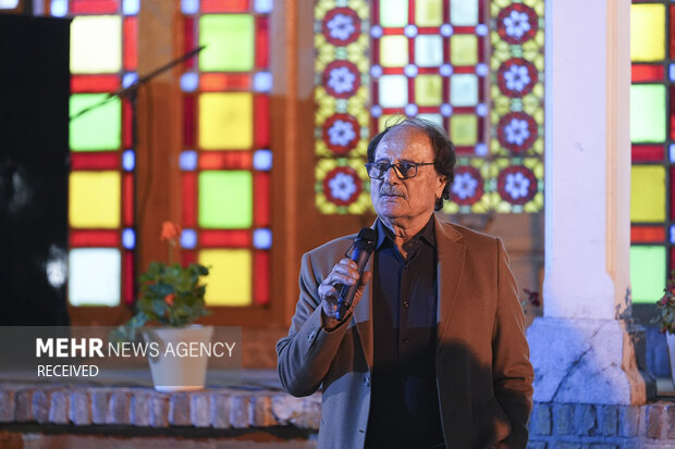 نخستین نشست «دیدار ماه»
