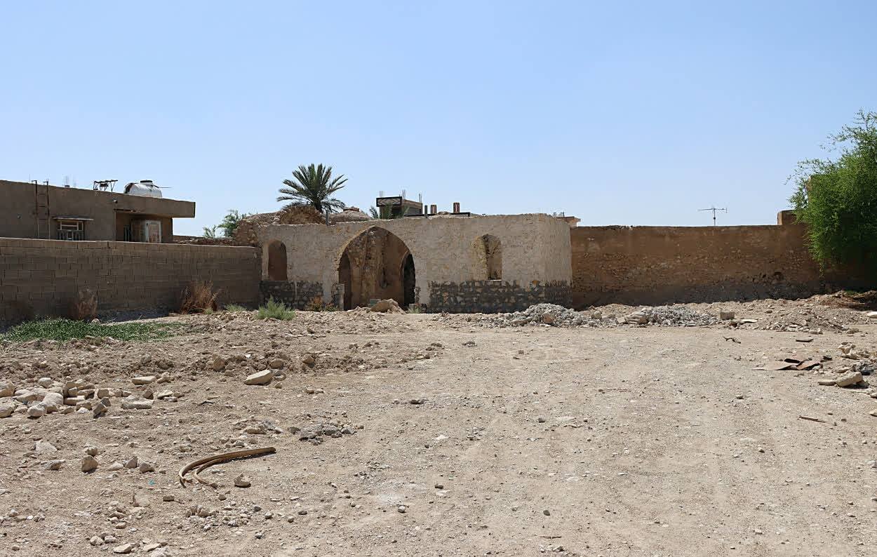 معاون وزیر راه و شهرسازی از طرحهای بازآفرینی شهری دشتی بازدید کرد