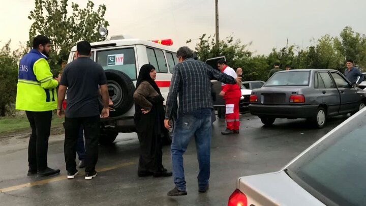 دو حادثه در گلستان؛ ۱۱ مصدوم راهی بیمارستان شدند دو حادثه در گلستان؛ ۱۱ مصدوم راهی بیمارستان شدند