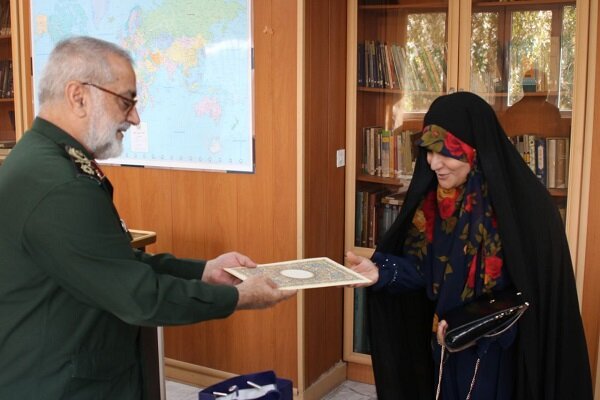 تقدیر سردار شکارچی از سحر امامی