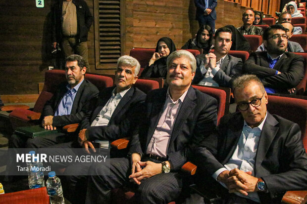 آئین تجلیل از فعالان گردشگری استان گیلان