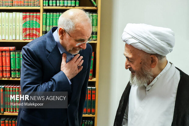 دیدار محمدباقر قالیباف رئیس مجلس شورای اسلامی و آیت‌الله شیخ جعفر سبحانی از مراجع عظام تقلید