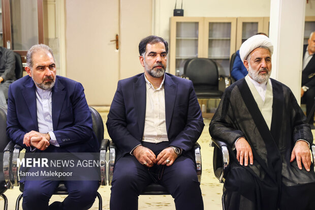 دیدار محمدباقر قالیباف رئیس مجلس شورای اسلامی و آیت‌الله عبدالله جوادی آملی از مراجع عظام تقلید