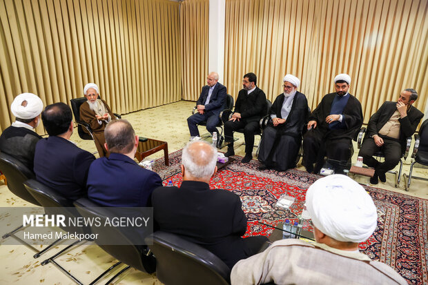 دیدار محمدباقر قالیباف رئیس مجلس شورای اسلامی و آیت‌الله عبدالله جوادی آملی از مراجع عظام تقلید