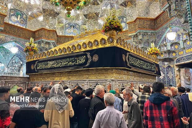 زیارت حضرت فاطمه معصومه(س) توسط محمدباقر قالیباف رئیس مجلس شورای اسلامی - قم